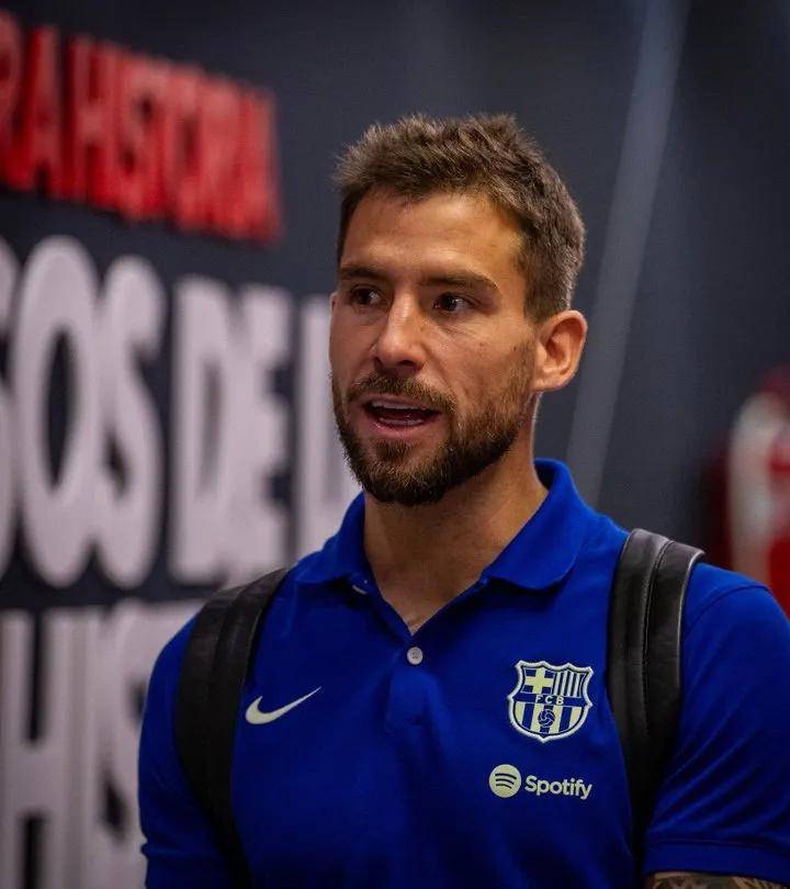 西甲在即！巴萨注册难题待解，34岁中卫或转沙特，防线面临调整