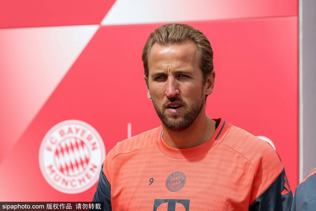 凯恩缺席训练背后：德甲新星的负荷管理与拜仁战术前景解析